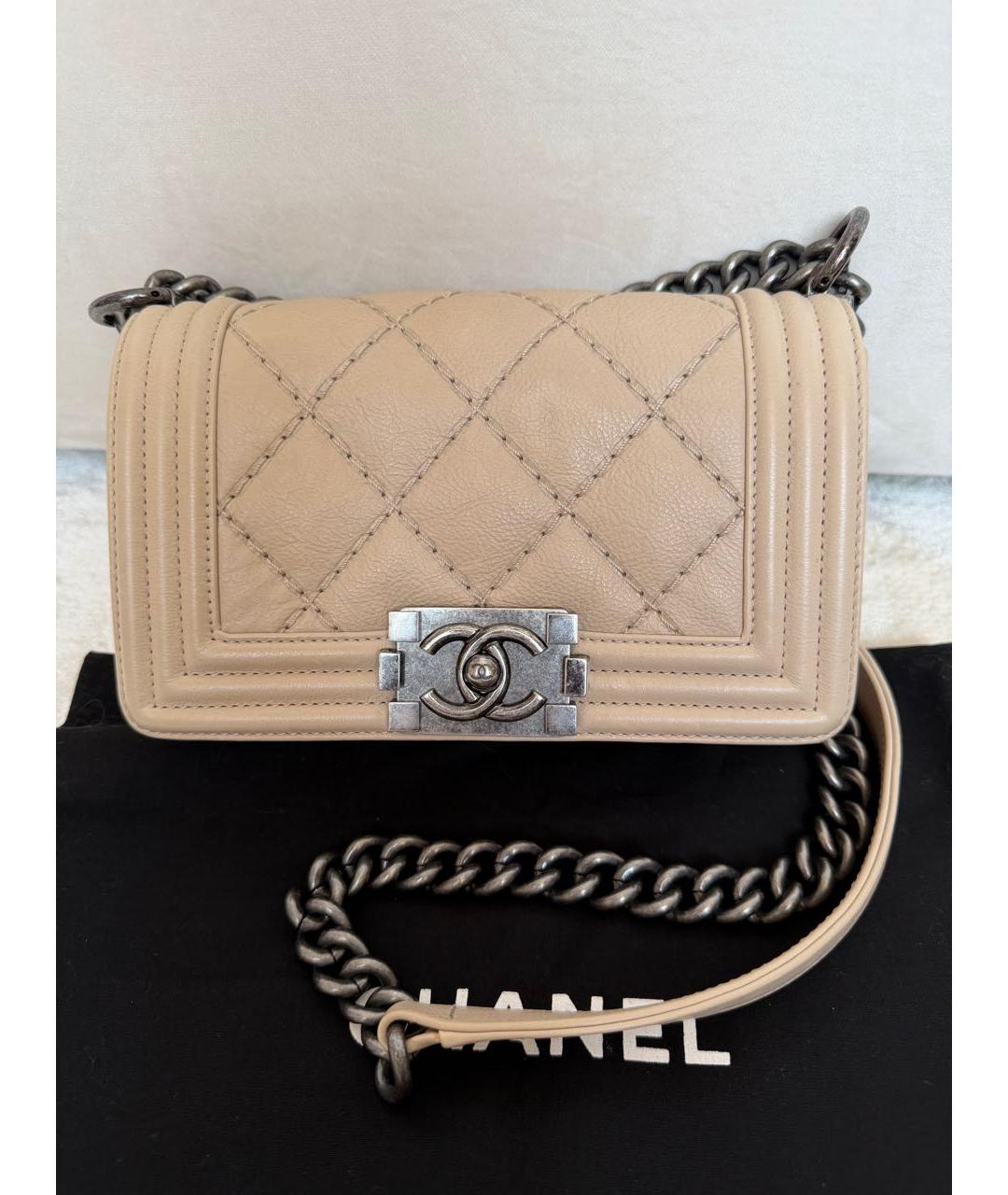 CHANEL Бежевая кожаная сумка через плечо, фото 8