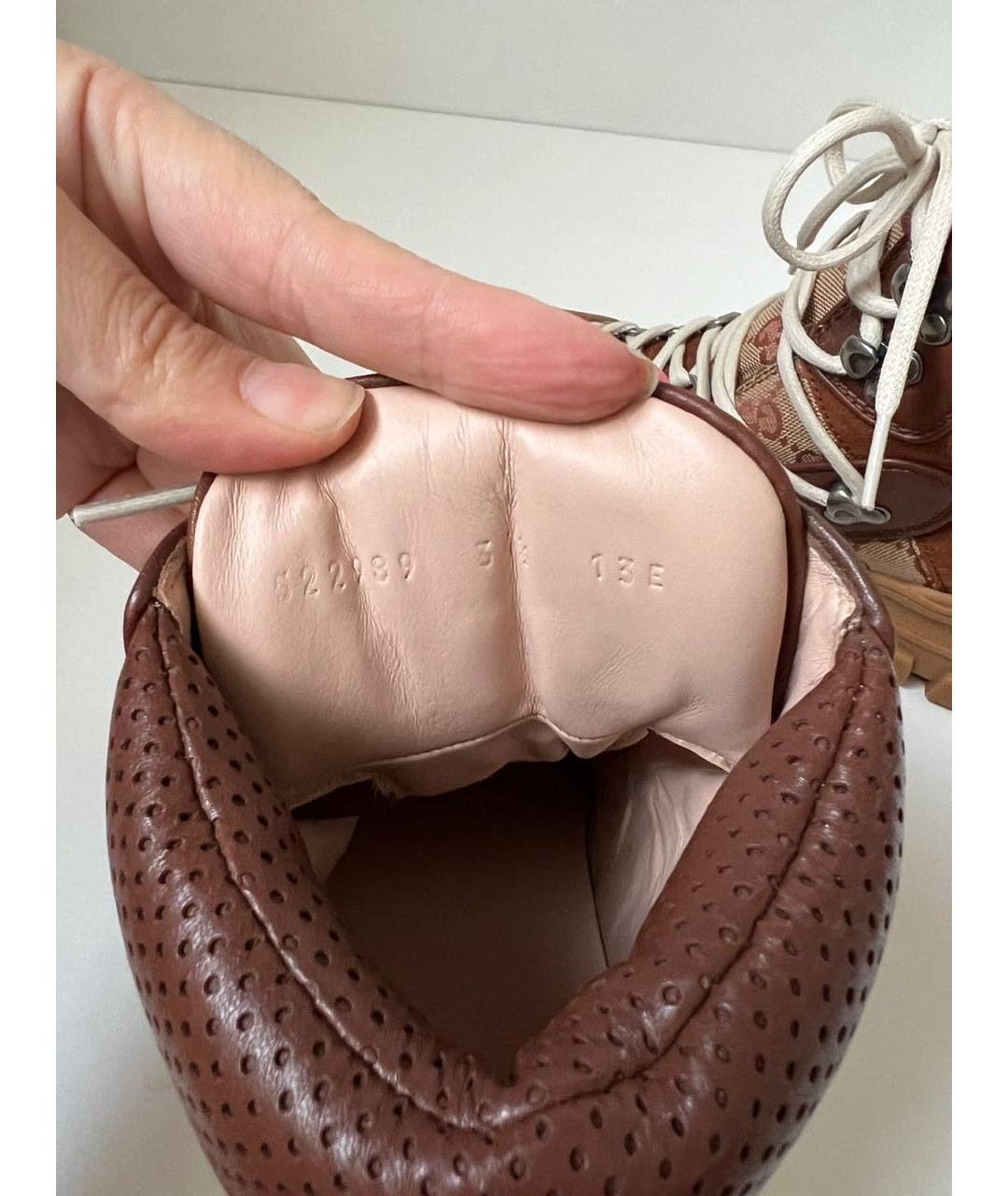 GUCCI Коричневые замшевые ботинки, фото 3