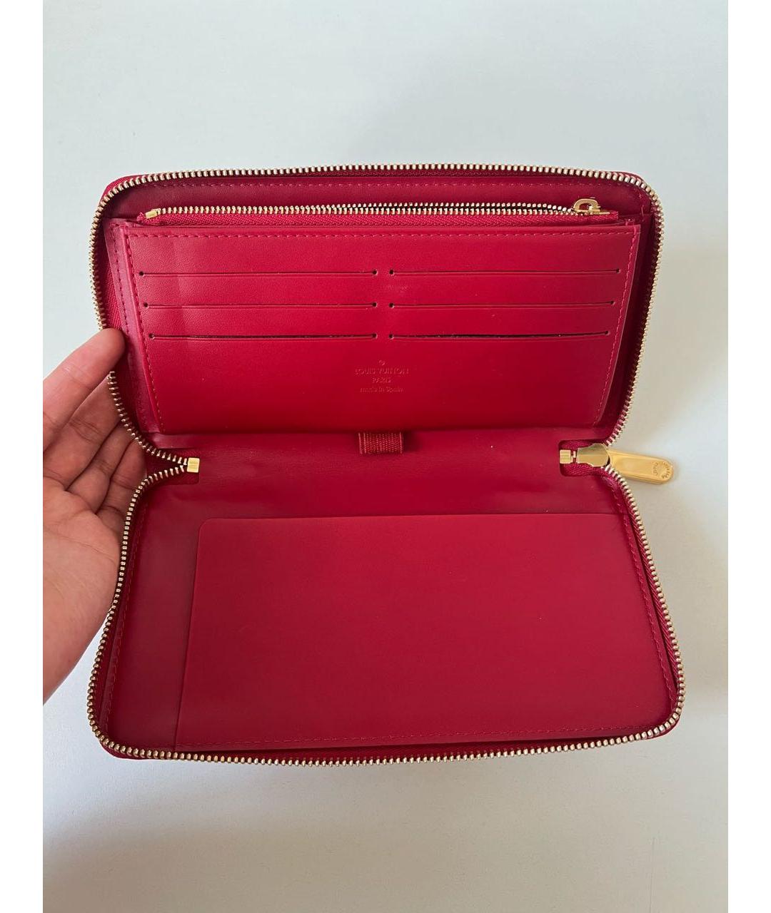 LOUIS VUITTON Красный кошелек из лакированной кожи, фото 4