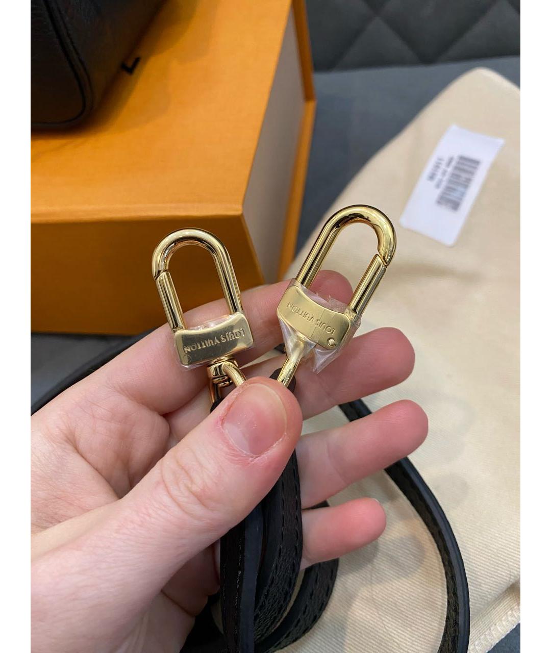 LOUIS VUITTON Черная кожаная сумка с короткими ручками, фото 4