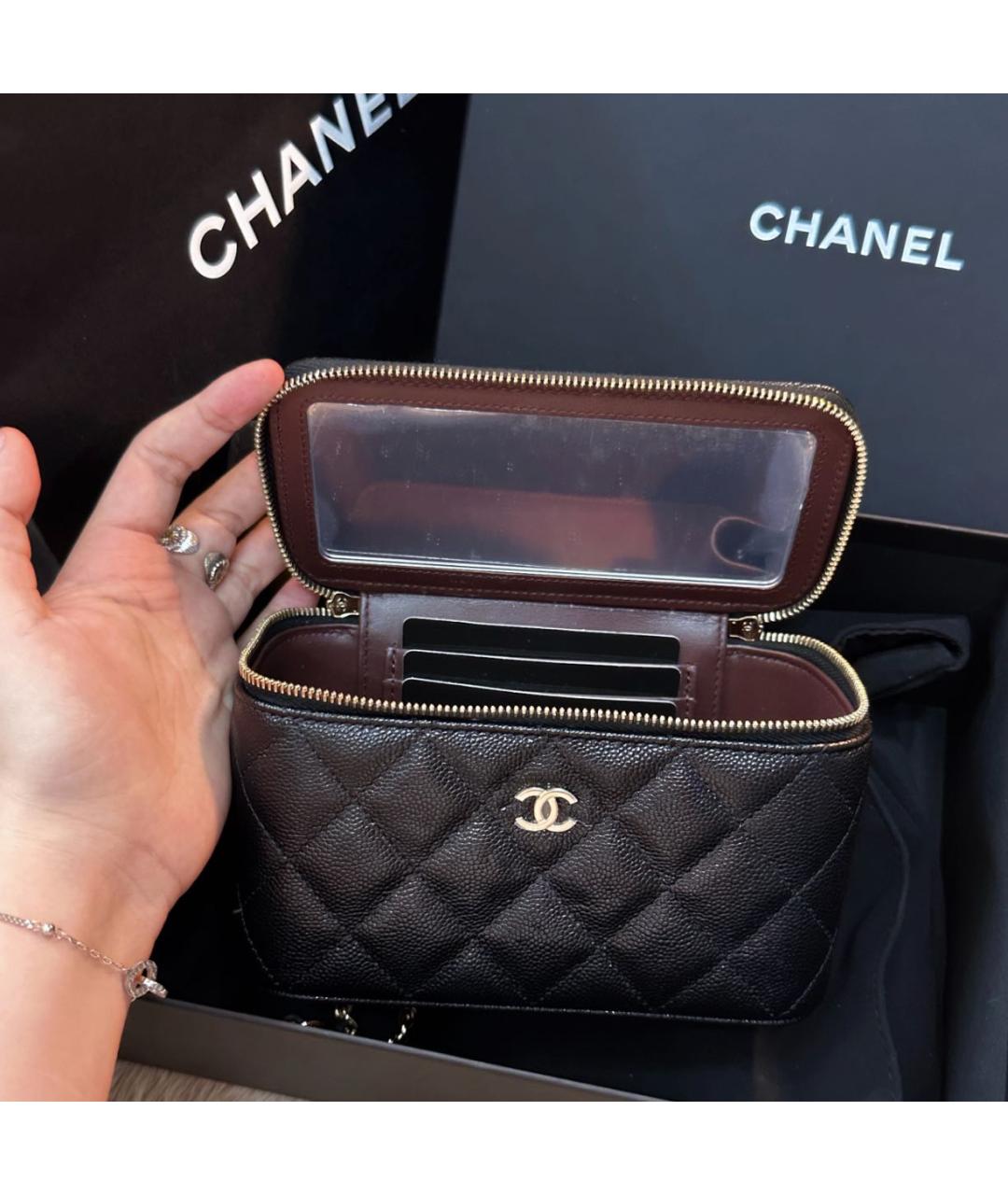 CHANEL Черная кожаная сумка через плечо, фото 6