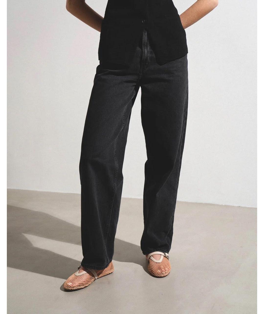 ALAIA Бежевые балетки из лакированной кожи, фото 2