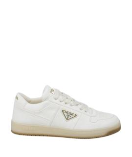 PRADA Низкие кроссовки / кеды