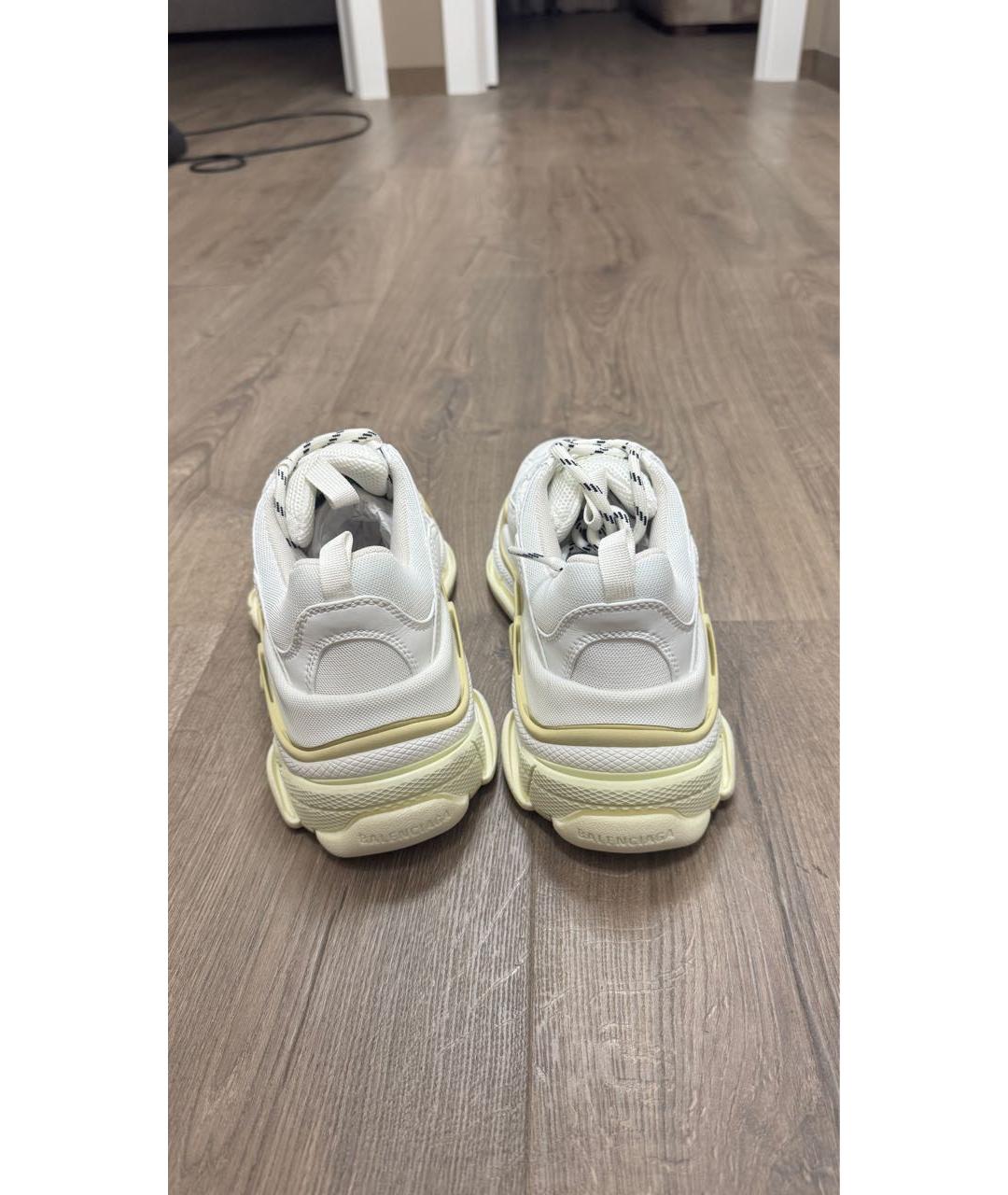 BALENCIAGA Белые текстильные кроссовки, фото 3