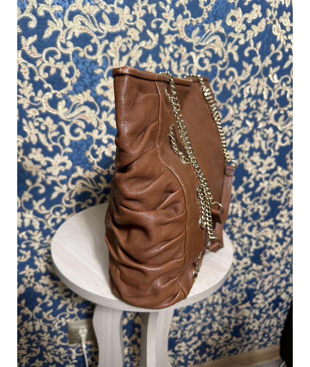 RED VALENTINO Коричневая сумка тоут из искусственной кожи, фото 2