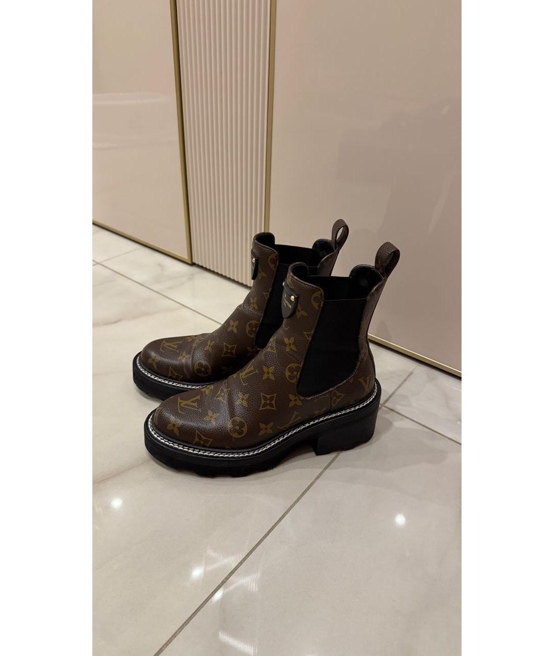 LOUIS VUITTON Коричневые ботинки, фото 2