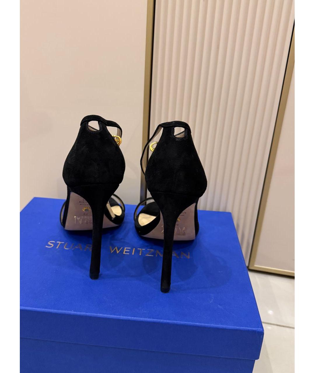 STUART WEITZMAN Черные замшевые босоножки, фото 4