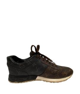 LOUIS VUITTON Низкие кроссовки / кеды