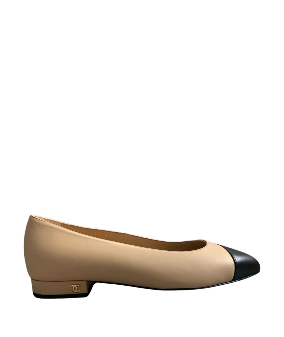 CHANEL Бежевые кожаные балетки, фото 1