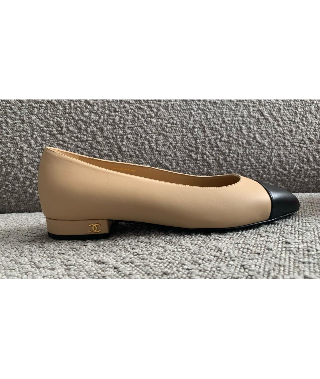 CHANEL Бежевые кожаные балетки, фото 7