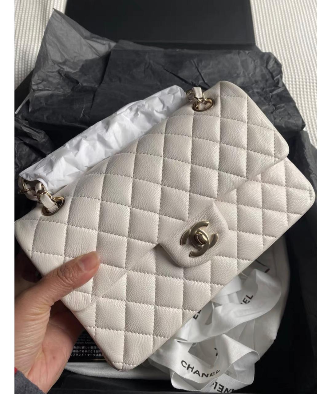 CHANEL Белая кожаная сумка через плечо, фото 2