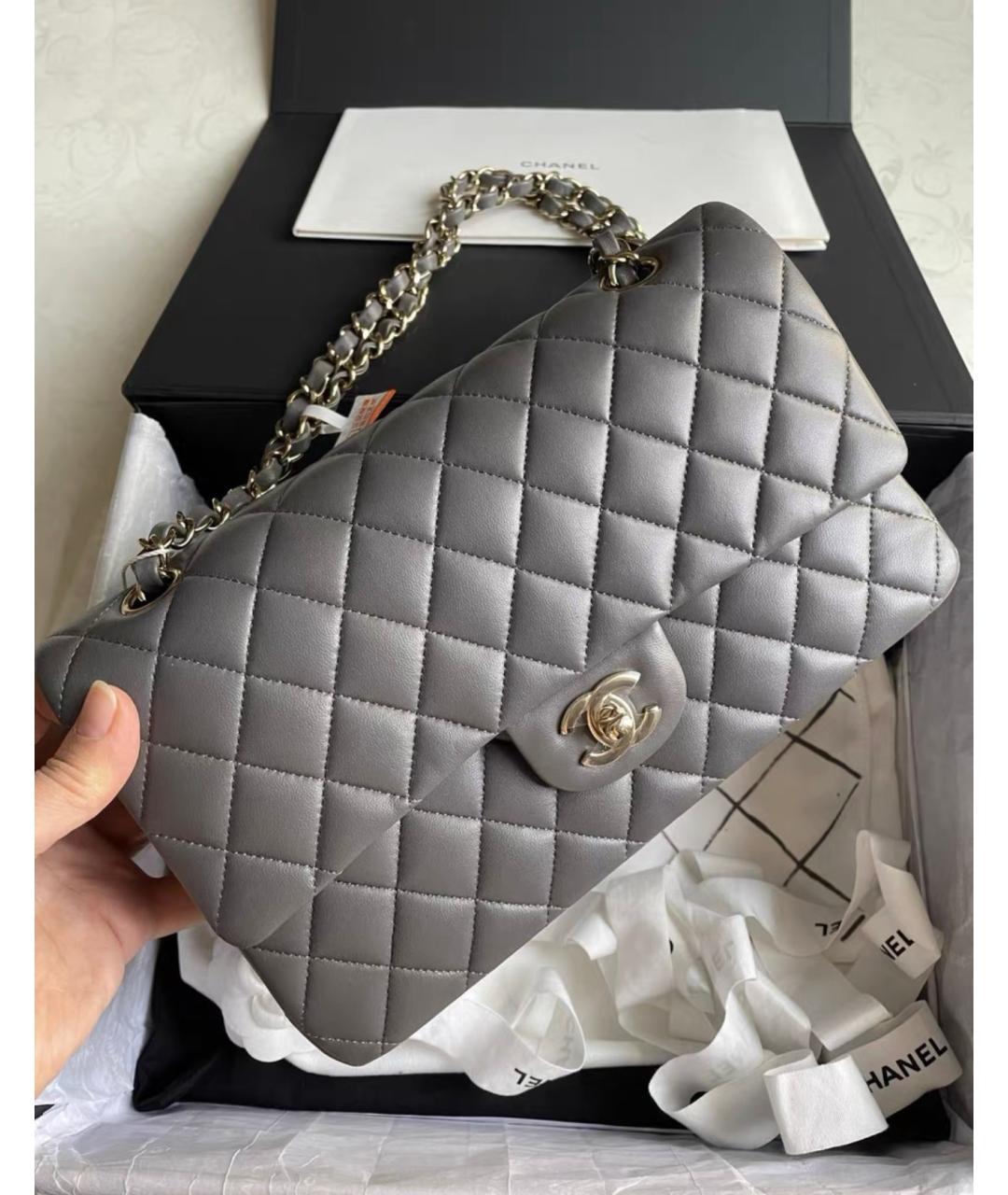 CHANEL Серая кожаная сумка через плечо, фото 3