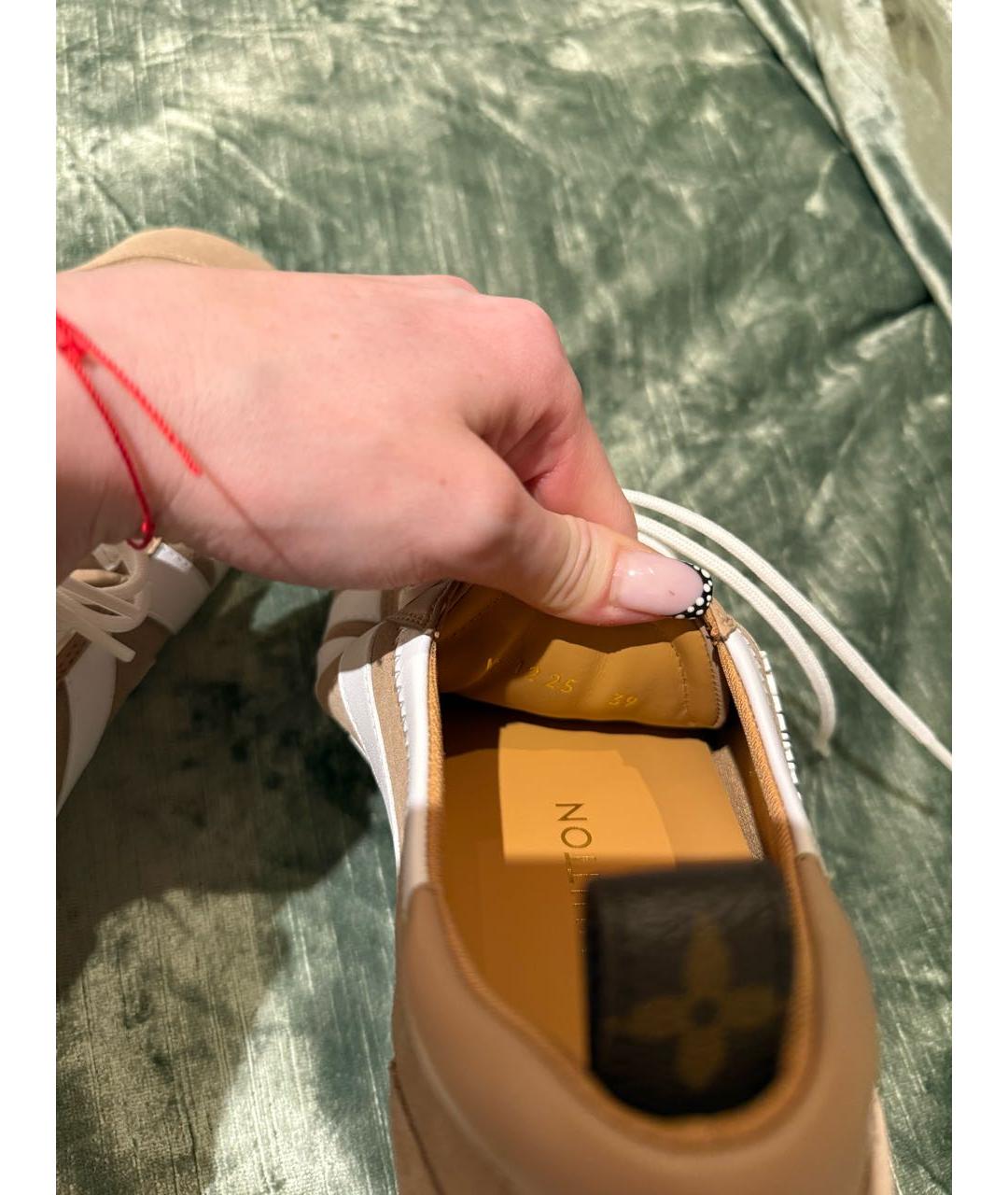 LOUIS VUITTON Бежевые замшевые кроссовки, фото 8