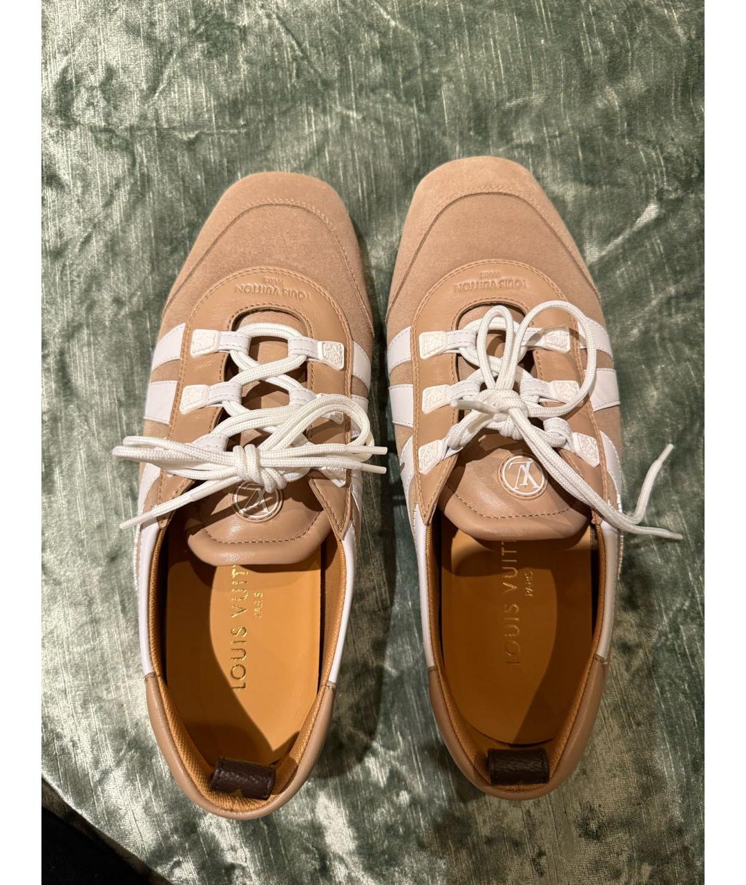 LOUIS VUITTON Бежевые замшевые кроссовки, фото 7
