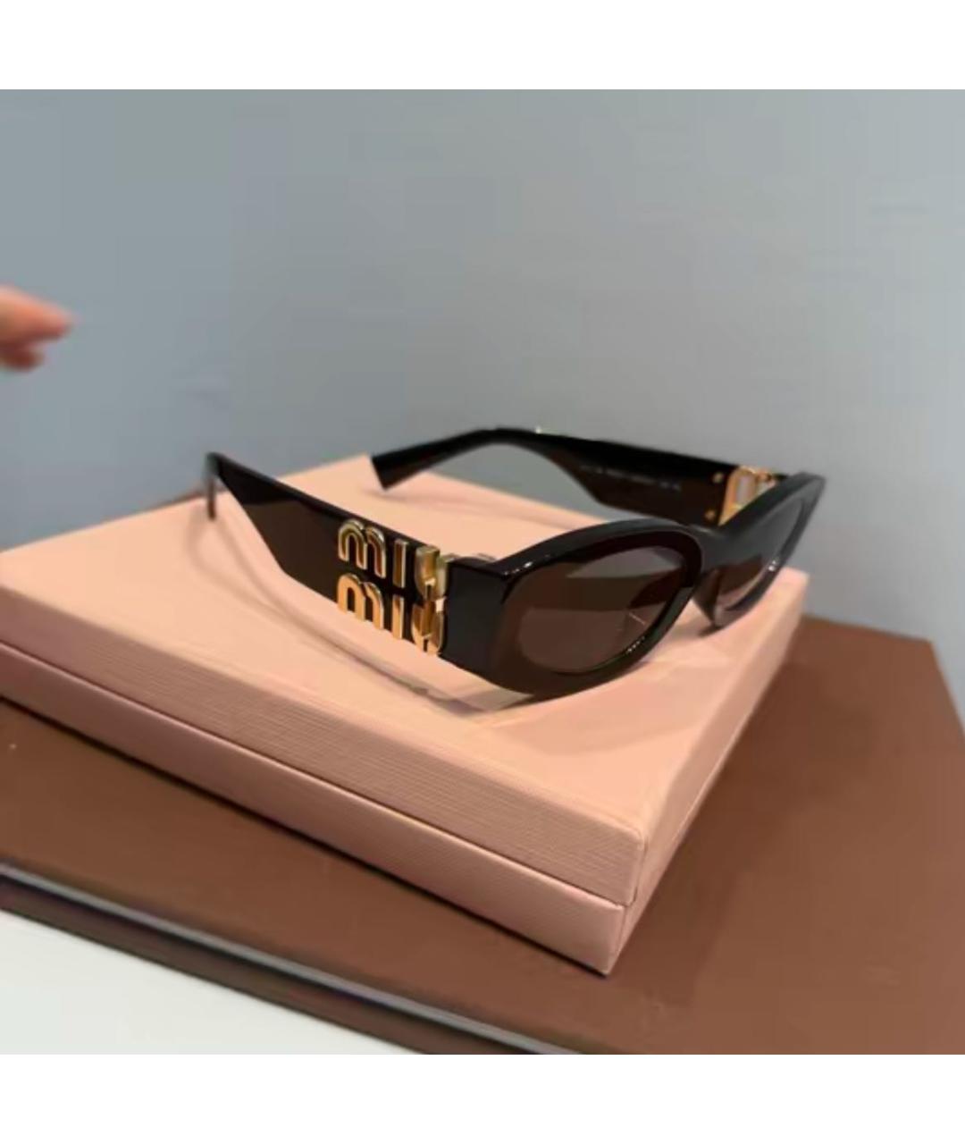 MIU MIU Черные пластиковые солнцезащитные очки, фото 7
