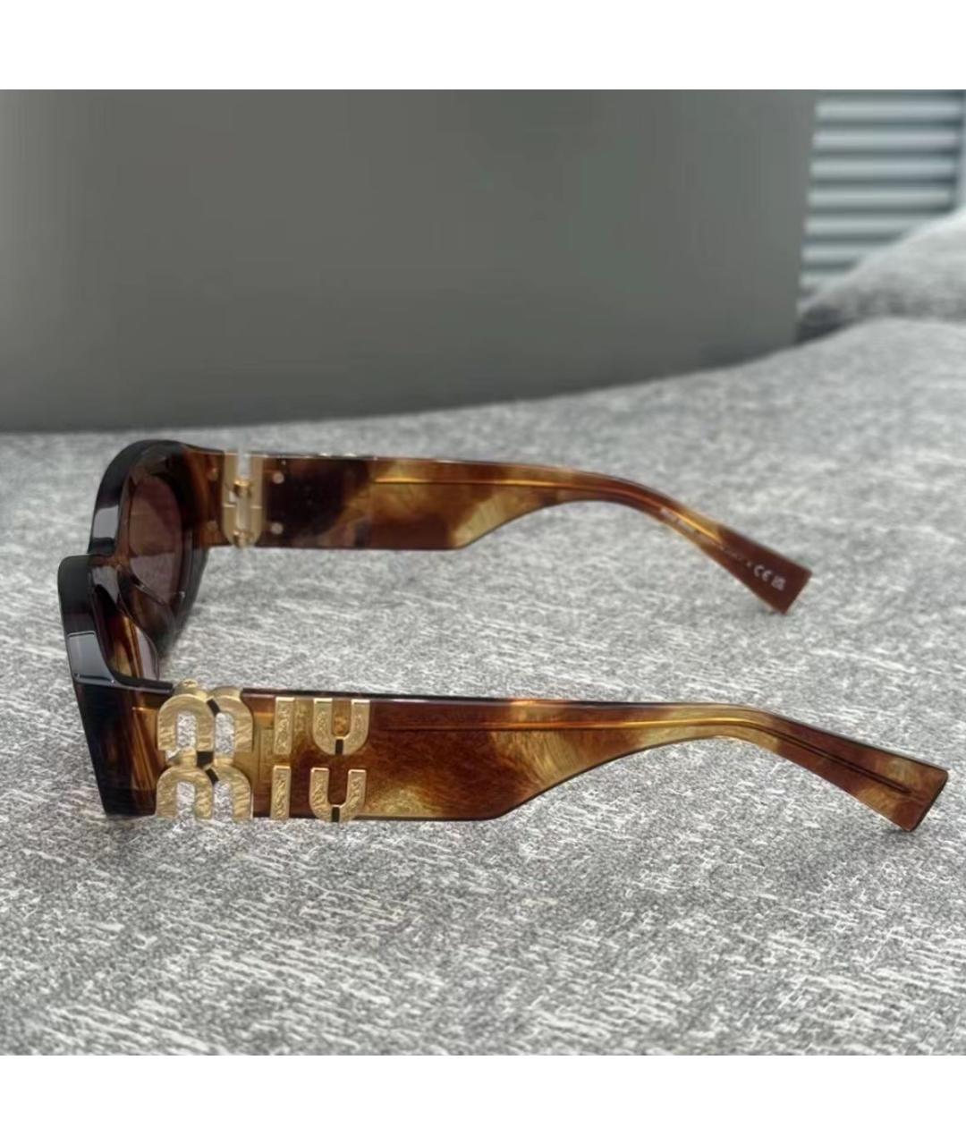MIU MIU Коричневые пластиковые солнцезащитные очки, фото 8