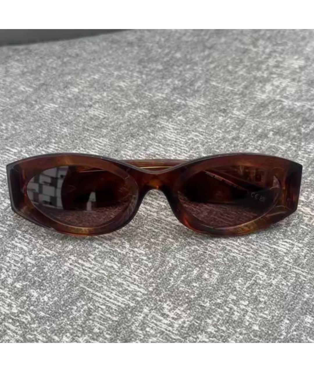 MIU MIU Коричневые пластиковые солнцезащитные очки, фото 7