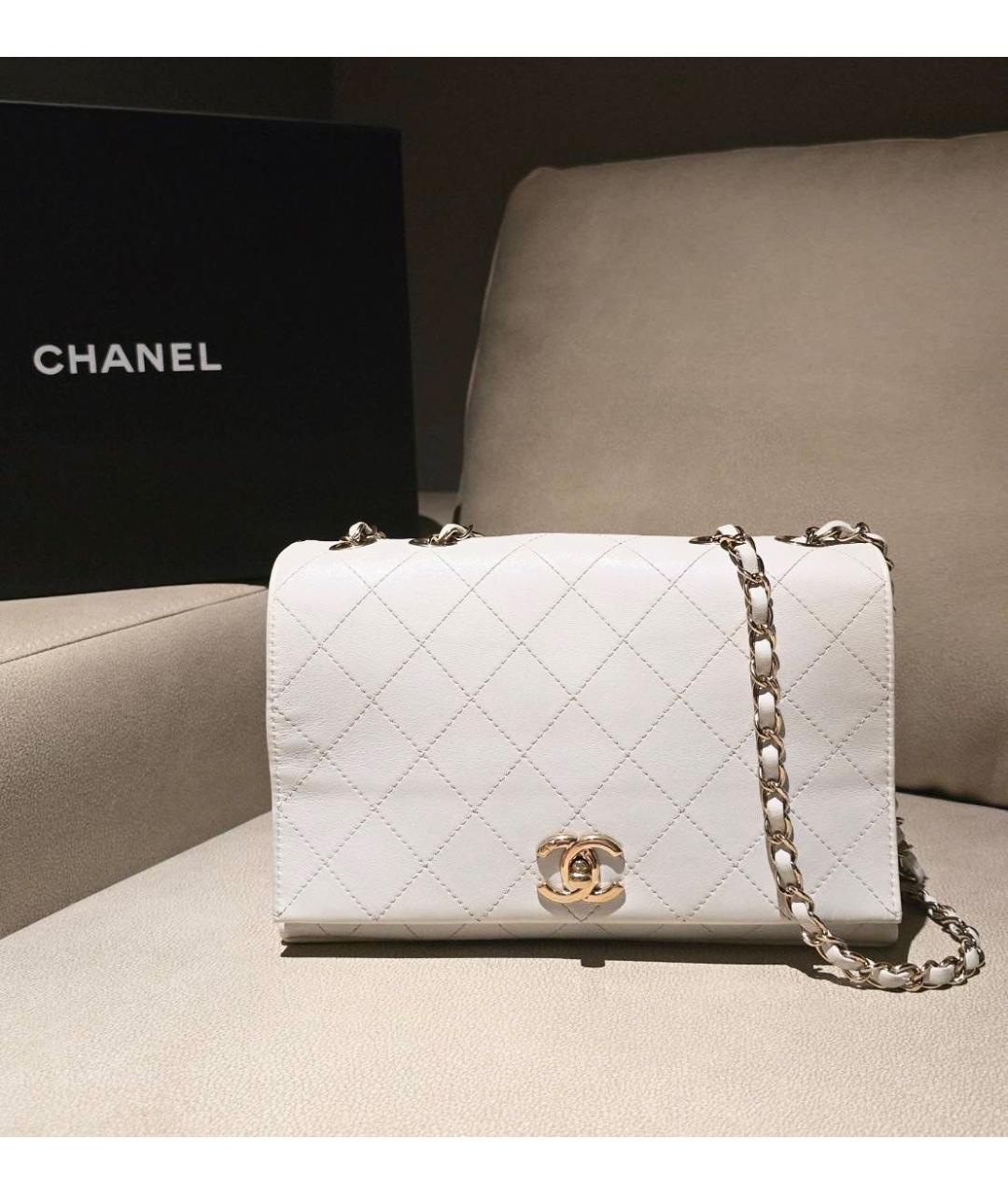 CHANEL Белая кожаная сумка через плечо, фото 2