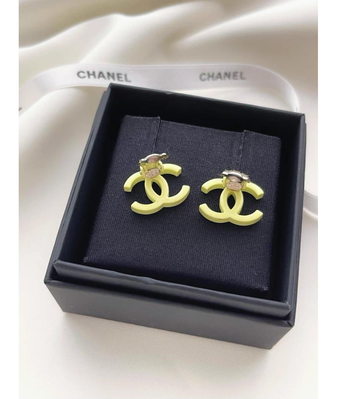 CHANEL Желтые клипсы, фото 2