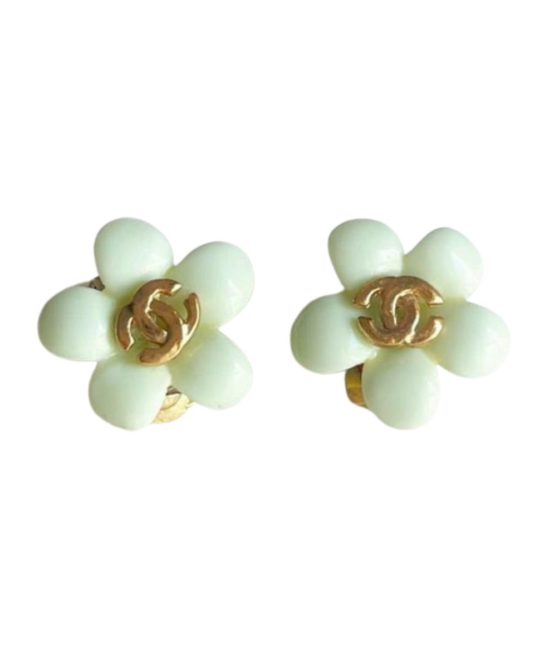 CHANEL Зеленые пластиковые клипсы, фото 1