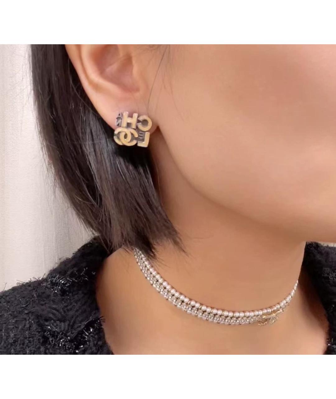 CHANEL Бежевые металлические клипсы, фото 5