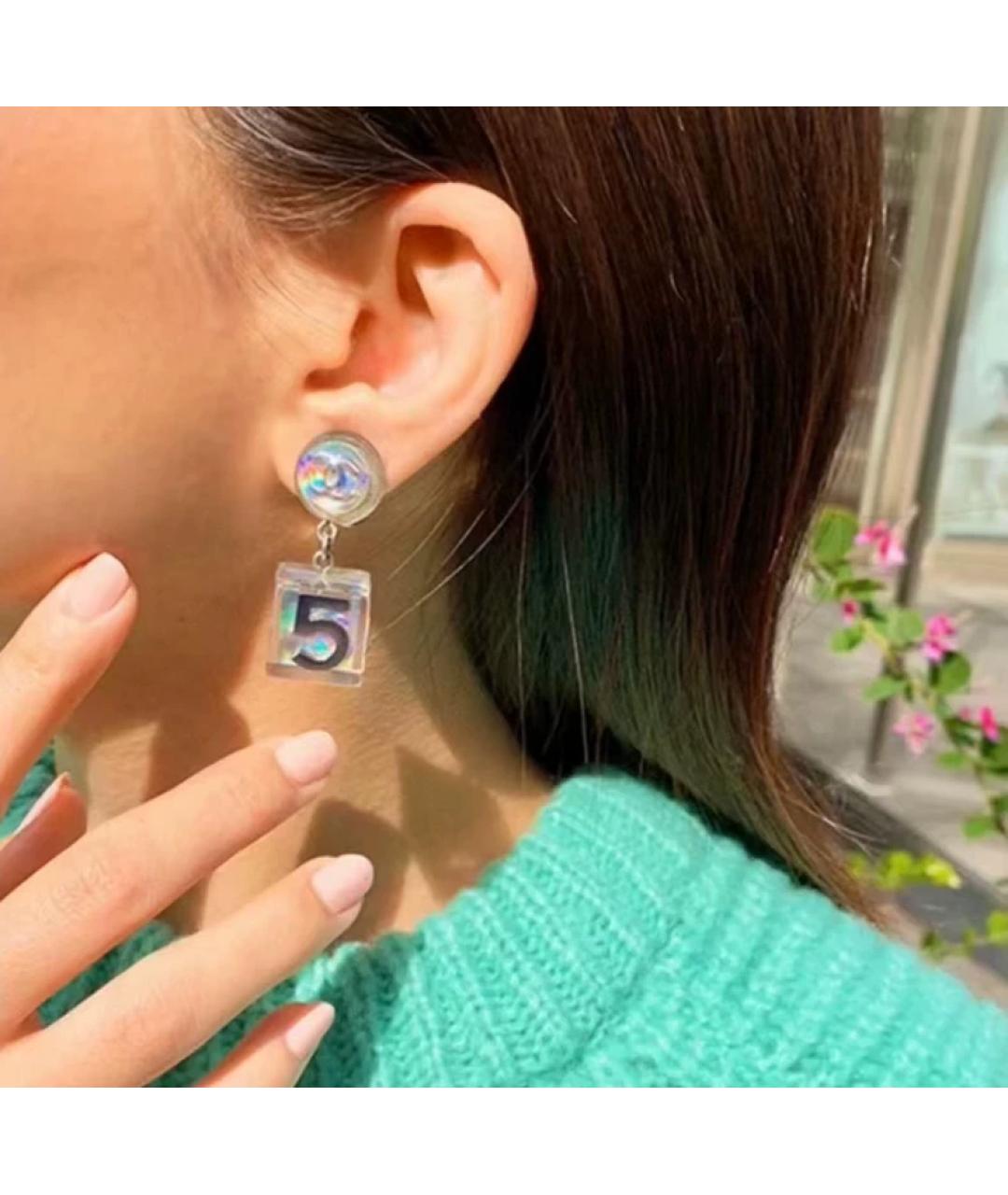 CHANEL Мульти пластиковые серьги, фото 3