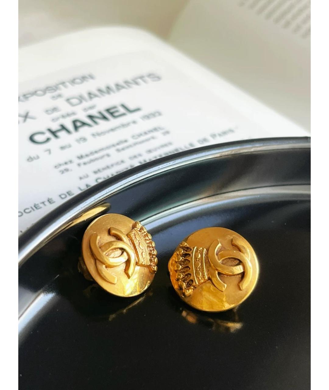 CHANEL Золотые металлические клипсы, фото 2