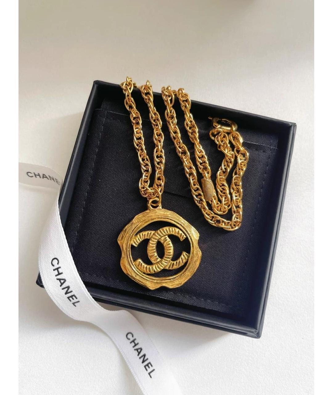 CHANEL Золотая металлическая подвеска, фото 2