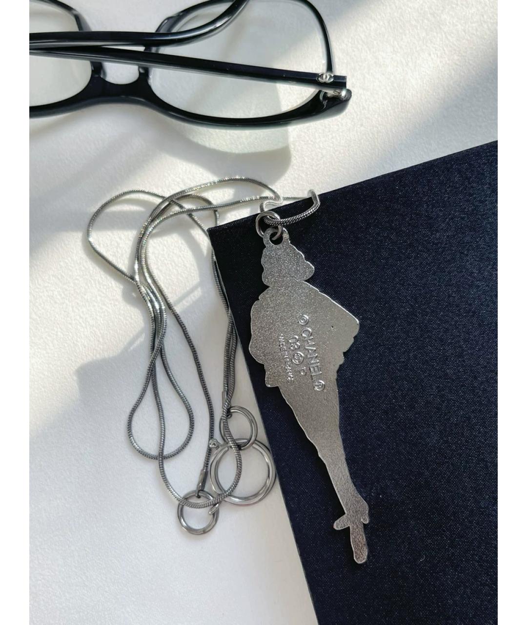 CHANEL Розовая металлическая подвеска, фото 4