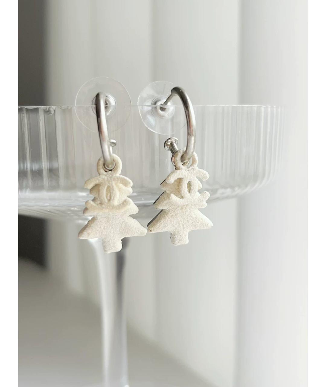 CHANEL Белые серьги, фото 5