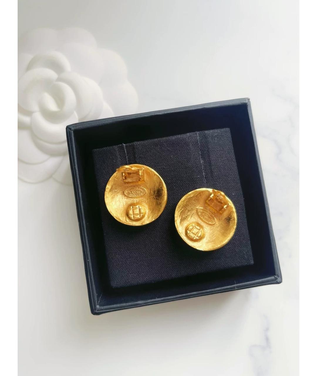 CHANEL Золотые металлические клипсы, фото 2