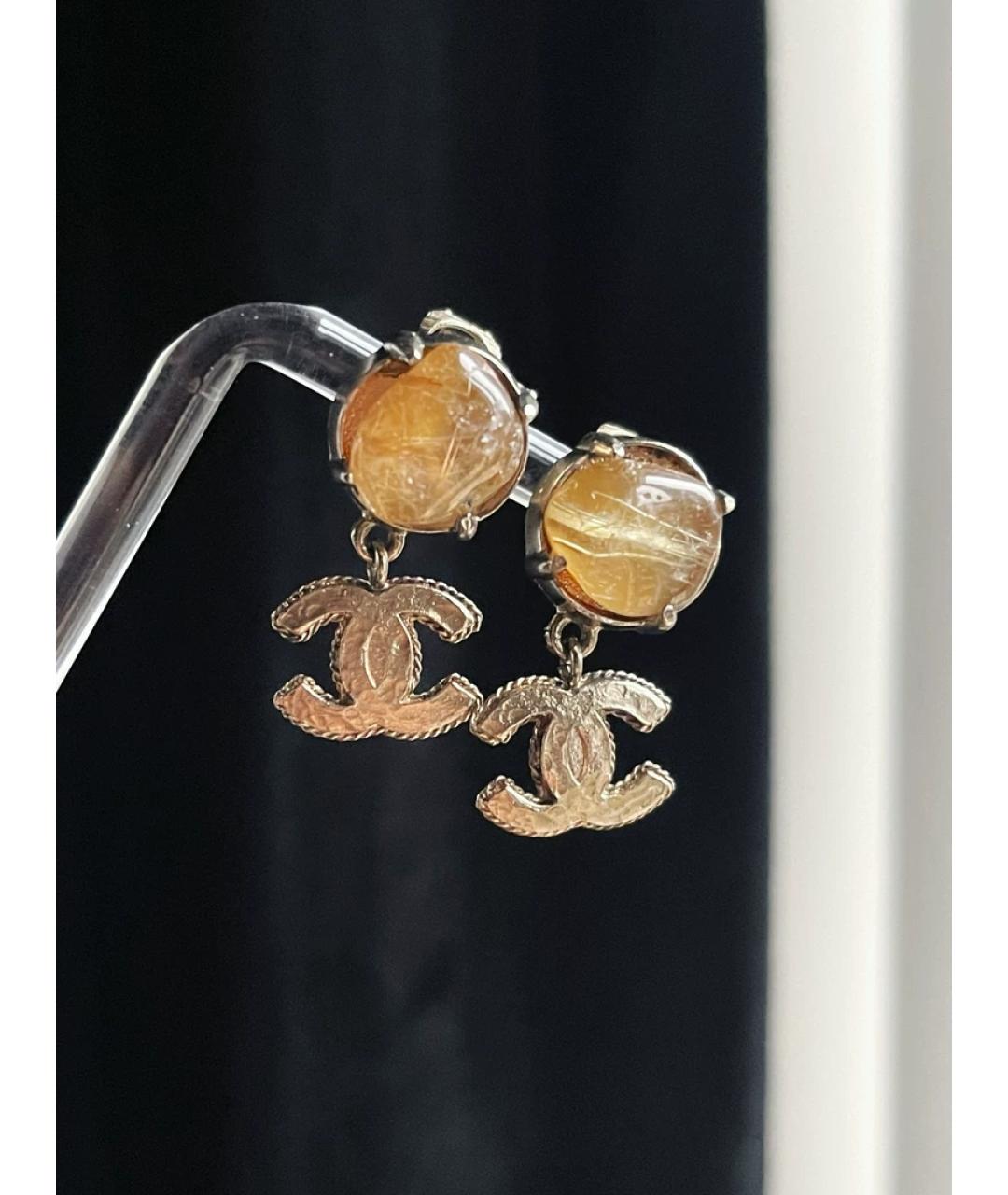 CHANEL Золотые металлические клипсы, фото 3