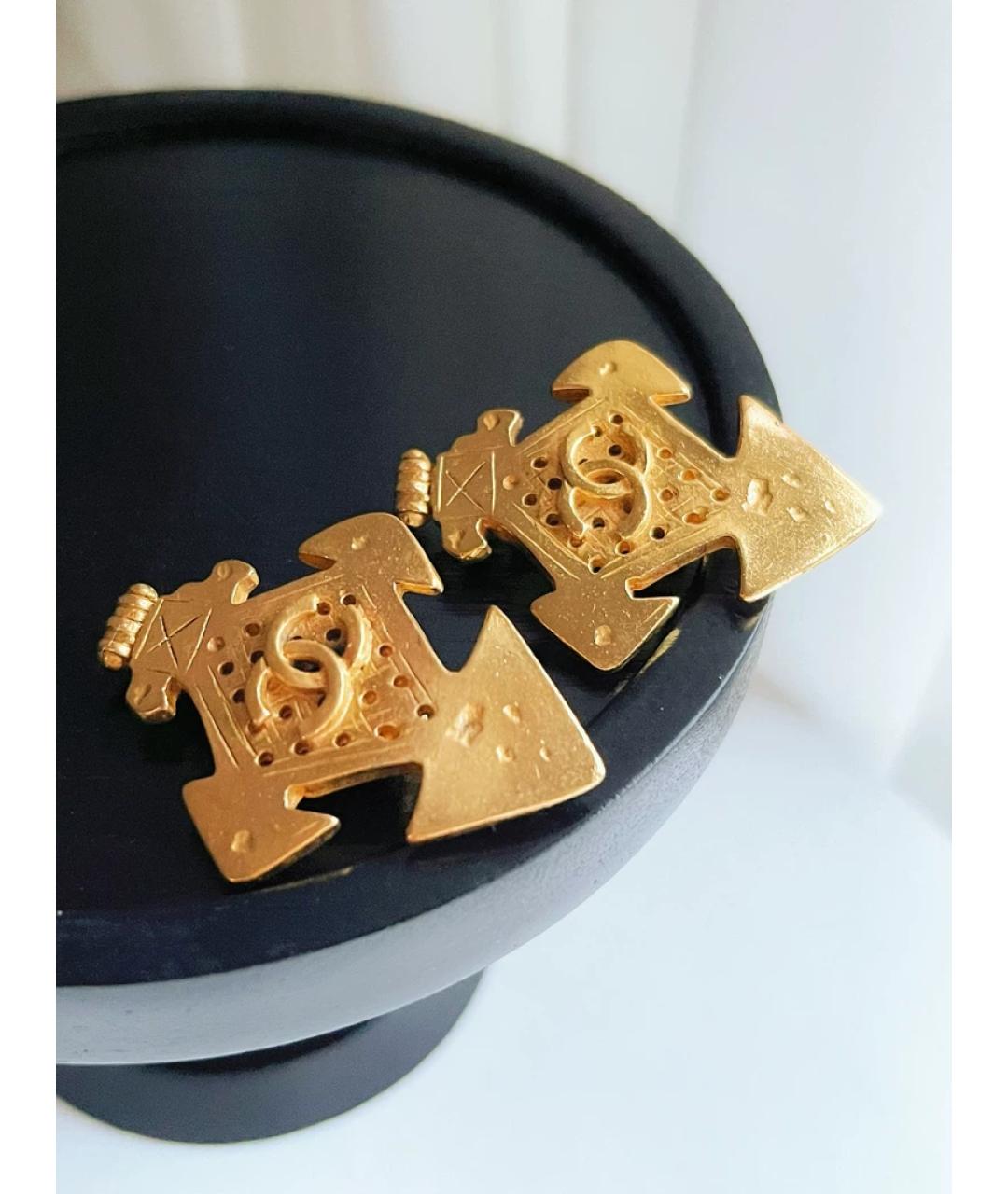 CHANEL Золотые металлические серьги, фото 2