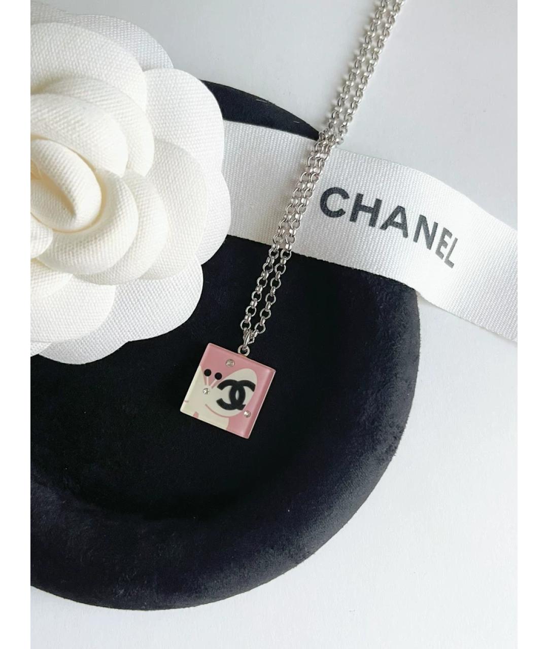 CHANEL Розовая пластиковая подвеска, фото 2