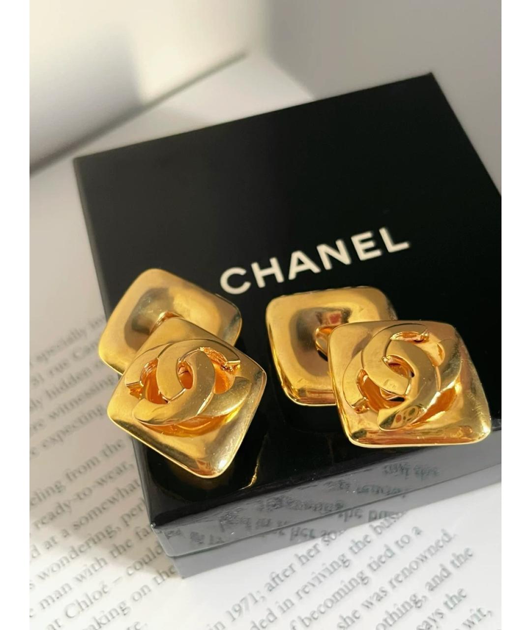 CHANEL Золотые металлические клипсы, фото 2