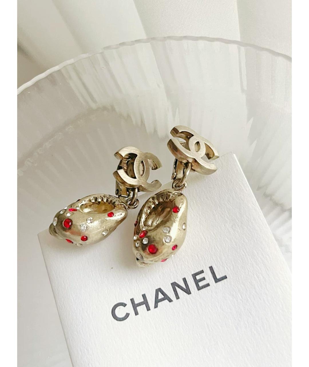 CHANEL Золотые металлические серьги, фото 3