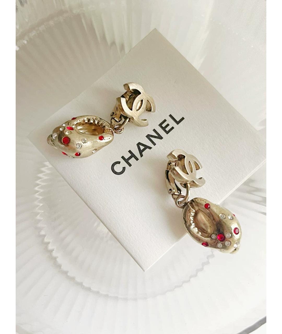 CHANEL Золотые металлические серьги, фото 2