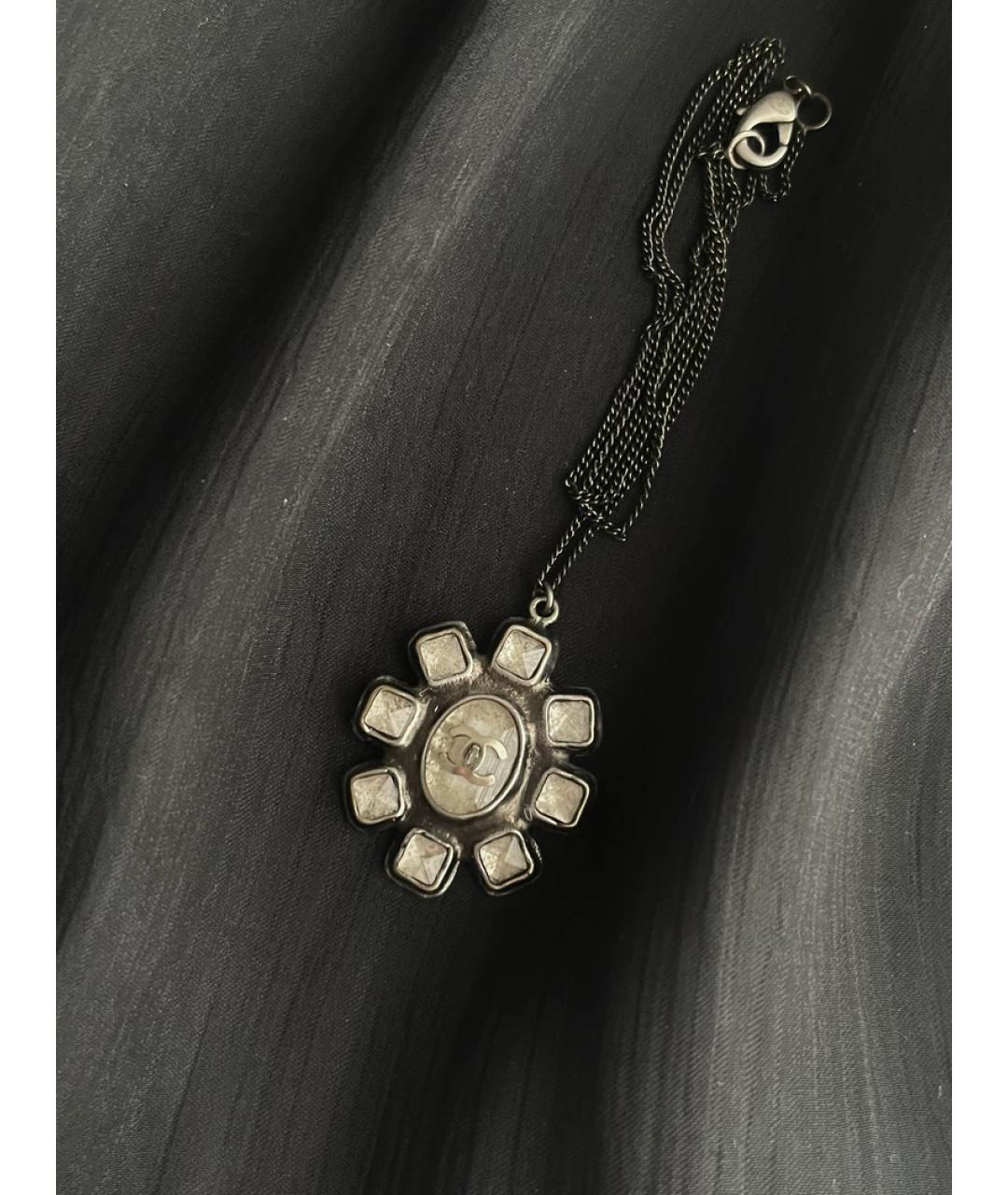 CHANEL Серебряная металлическая подвеска, фото 4