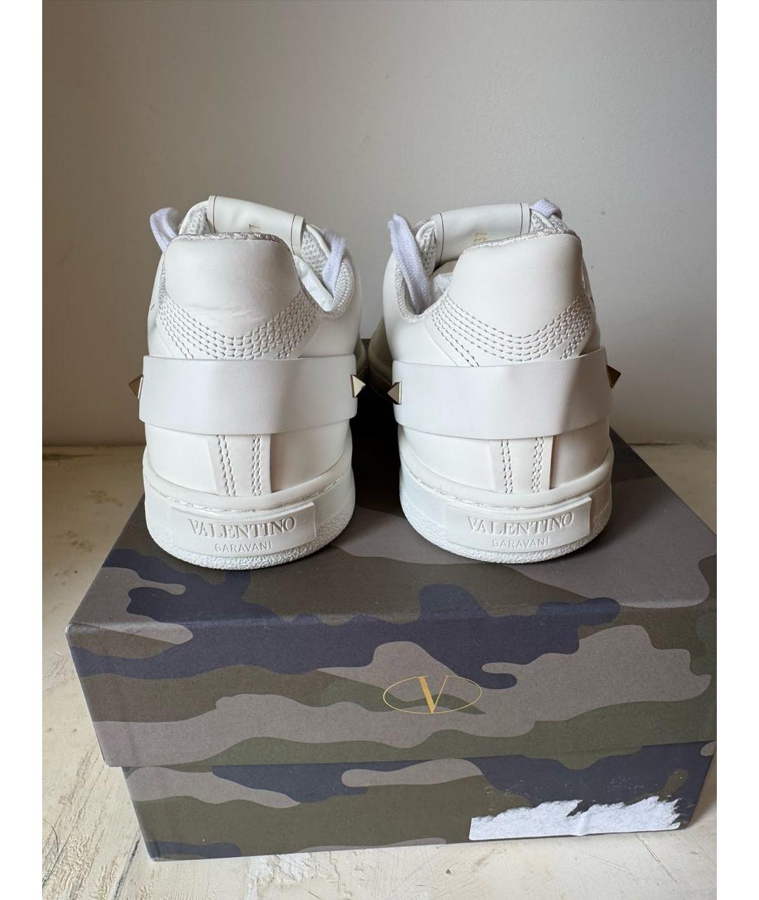 VALENTINO Белые кожаные кроссовки, фото 4