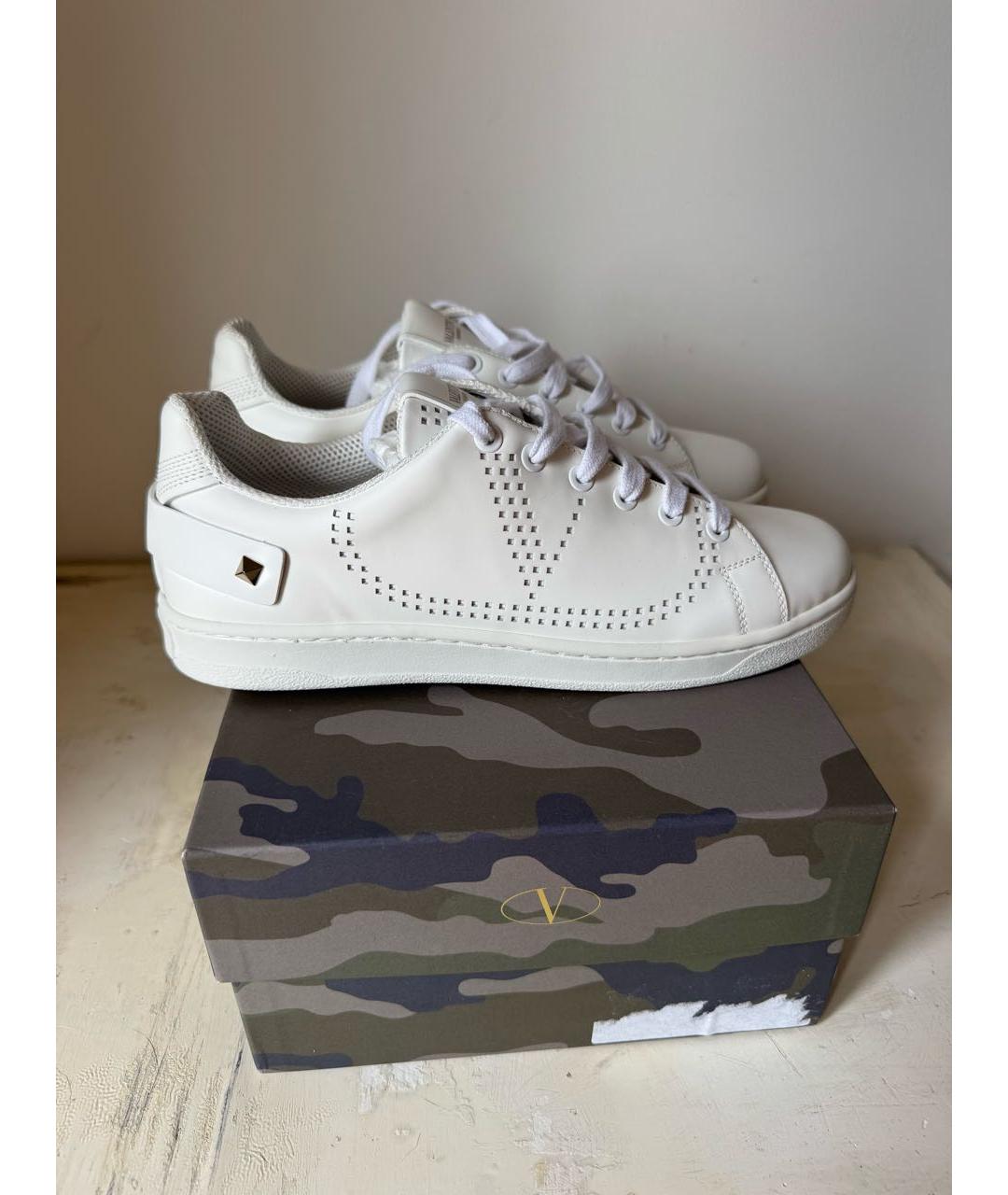 VALENTINO Белые кожаные кроссовки, фото 9