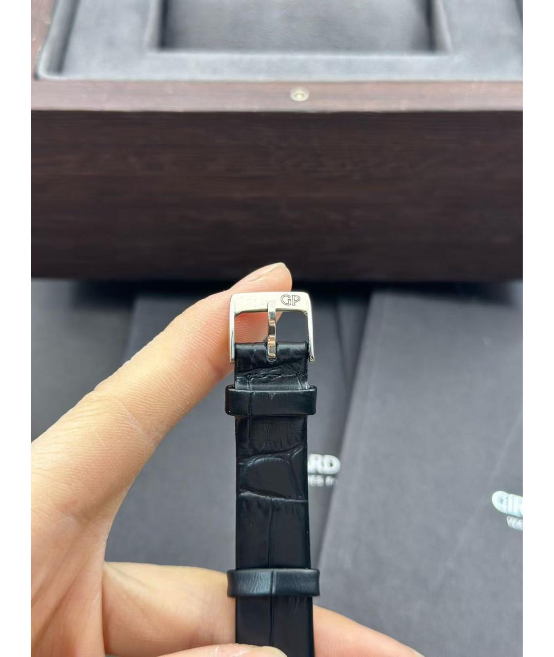 GIRARD PERREGAUX Серебряные часы из белого золота, фото 5