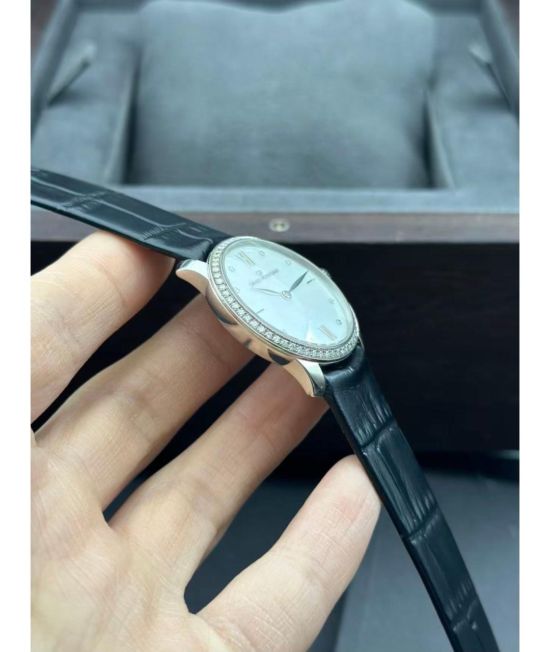 GIRARD PERREGAUX Серебряные часы из белого золота, фото 3