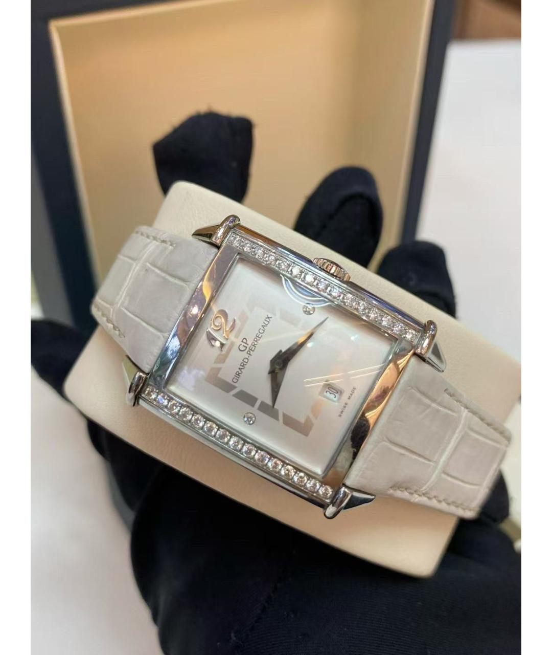 GIRARD PERREGAUX Серебряные часы, фото 4