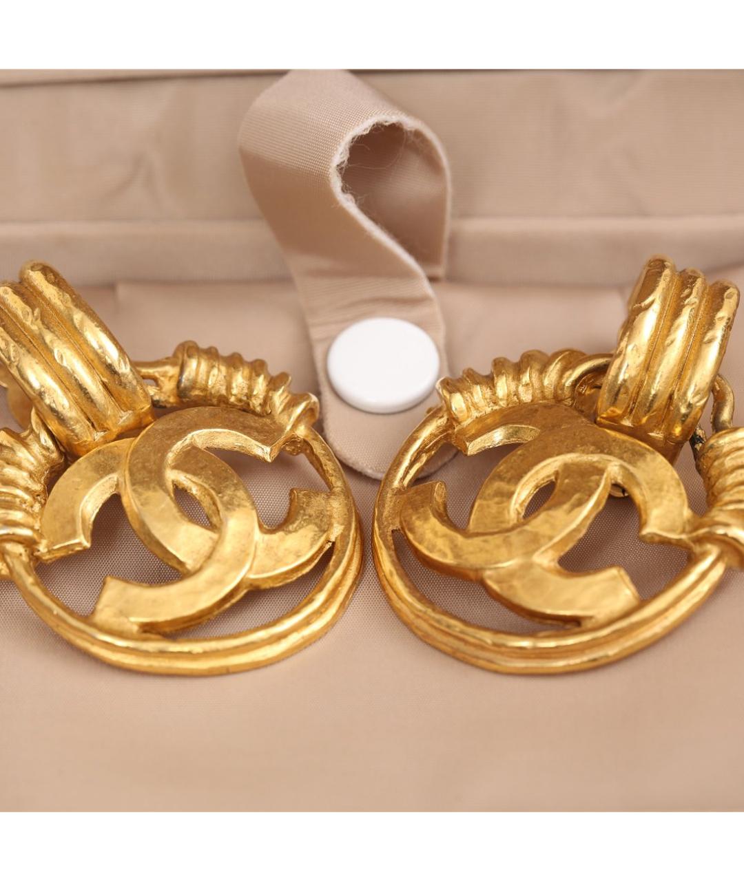 CHANEL Золотые металлические клипсы, фото 2