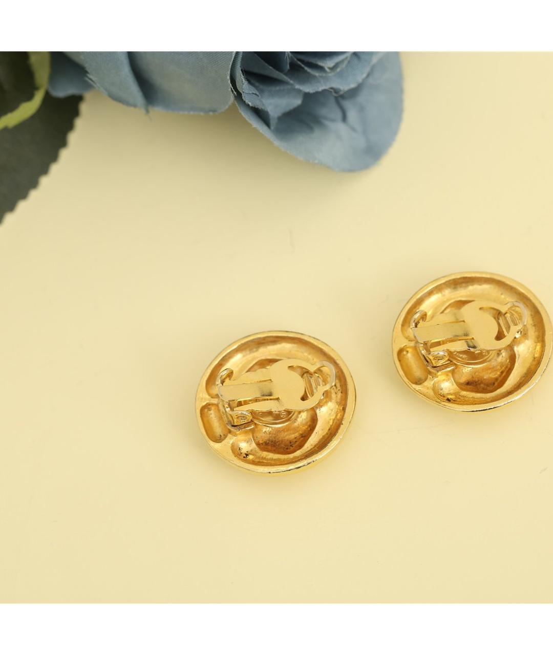 CHANEL Золотые металлические клипсы, фото 8