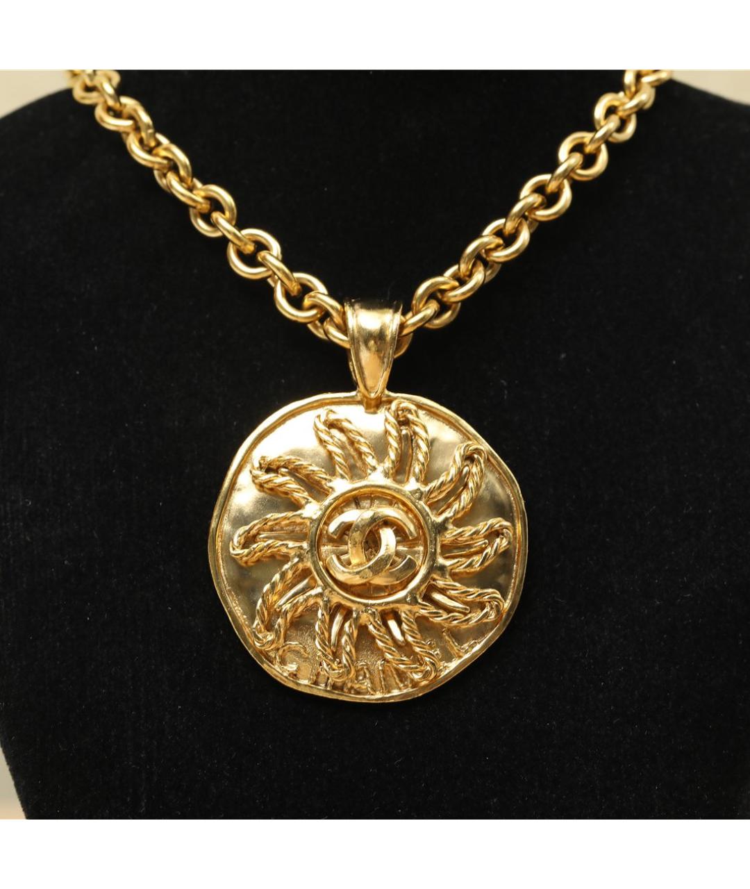 CHANEL Золотое металлическое колье, фото 2