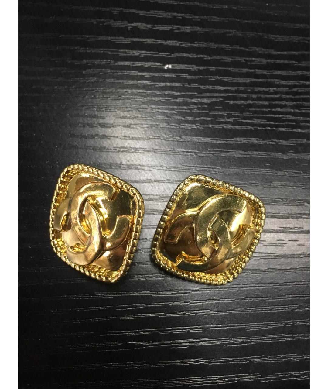 CHANEL Золотые металлические клипсы, фото 6