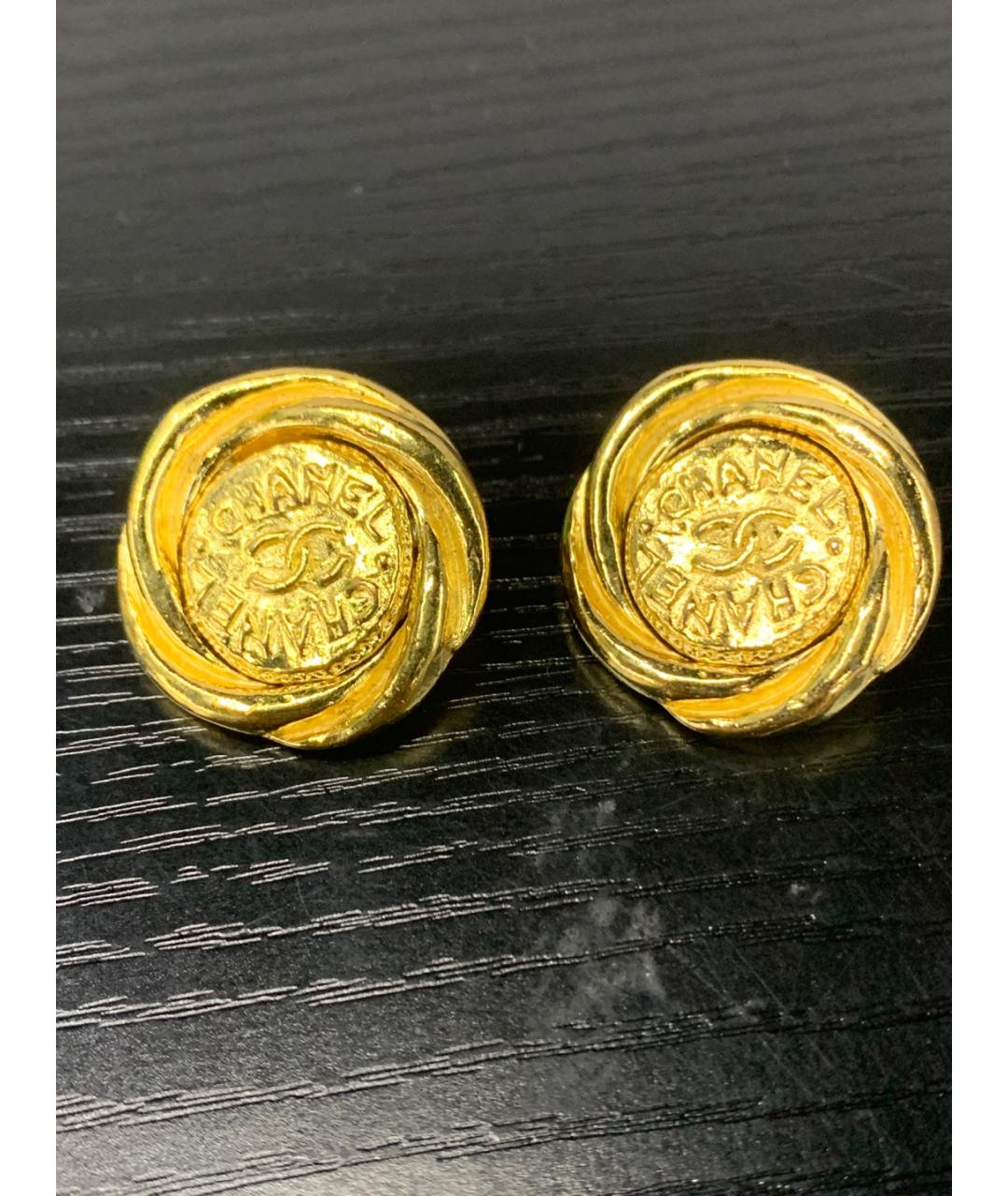 CHANEL Золотые металлические клипсы, фото 6