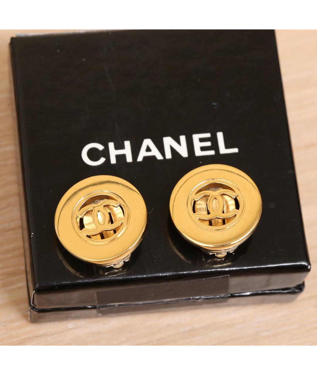 CHANEL Золотые металлические клипсы, фото 2