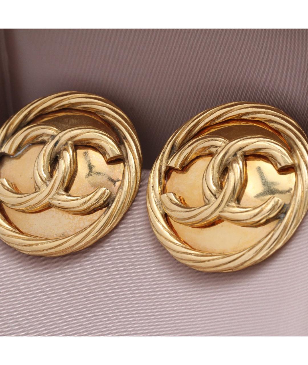 CHANEL Золотые металлические клипсы, фото 2